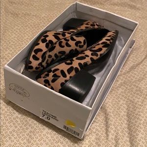 STEVE MADDEN fur cheetah print loafers